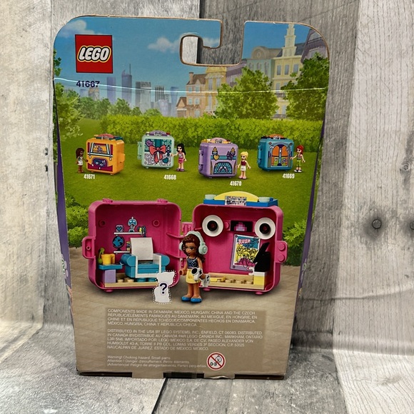 New in Package Lego Friends Olivia’s Gaming Cube 64 PCS Mystery Pet - Picture 2 of 6